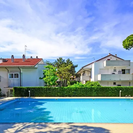 Parco Hemingway-19 By Interhome アパート